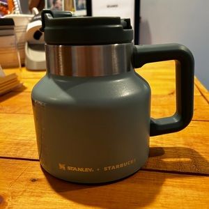 NWT Starbucks Stanley cup